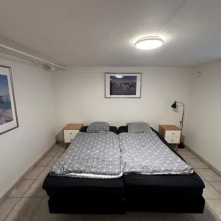 In Lägenhet *